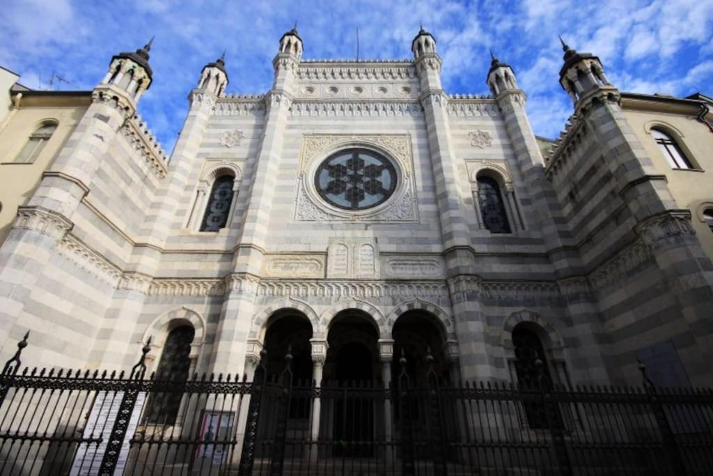 Loft Piazza Cavour Vercelli Exterior photo