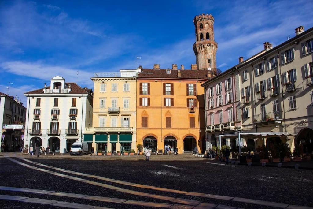 Loft Piazza Cavour Vercelli Exterior photo