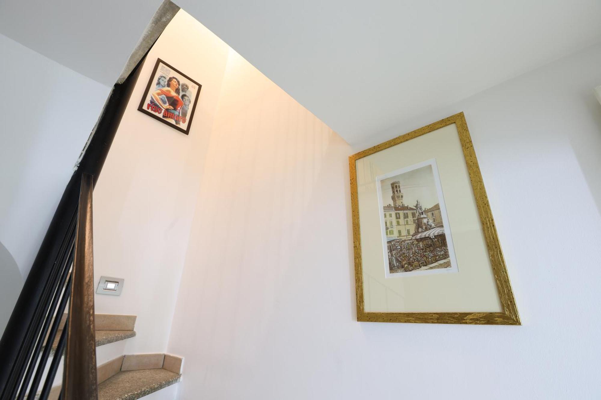 Loft Piazza Cavour Vercelli Exterior photo